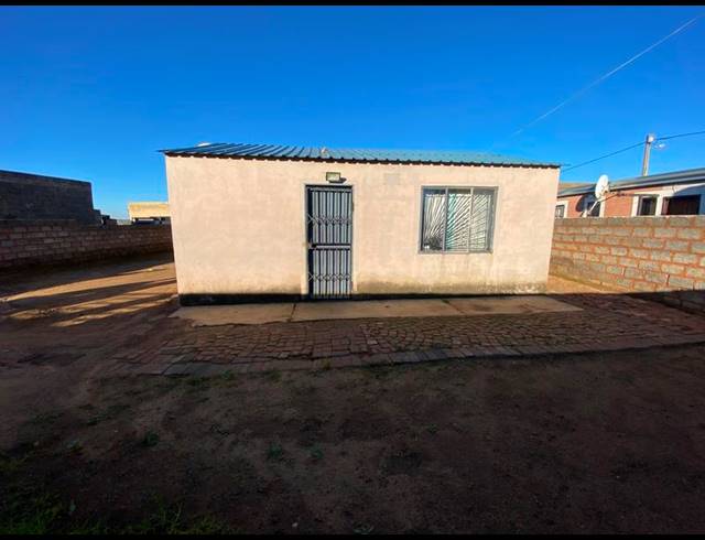 4 BEDROOM HOUSE FOR SALE IN KATLEHONG SOUTH